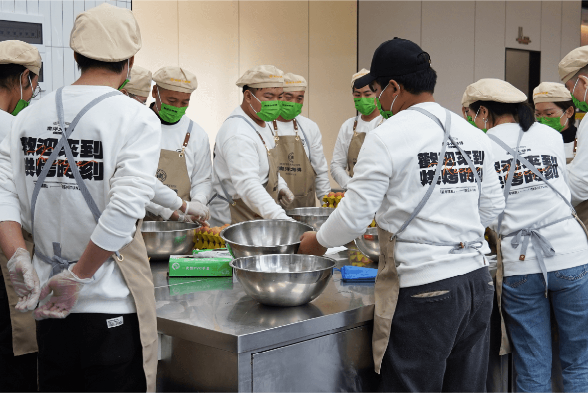 南洋大师傅Foamy Foamy对比:千店连锁与单店匠心的不同答案(图1) 南洋大师傅Foamy Foamy对比:千店连锁与单店匠心的不同答案(图1)